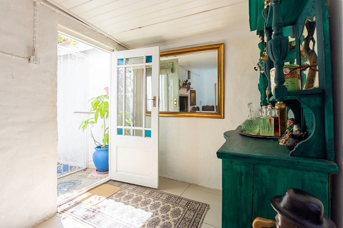 Beautiful West Coast Living in Port Owen - Photo 3