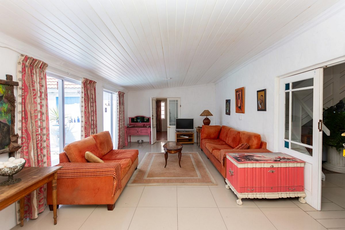 Beautiful West Coast Living in Port Owen - Photo 5