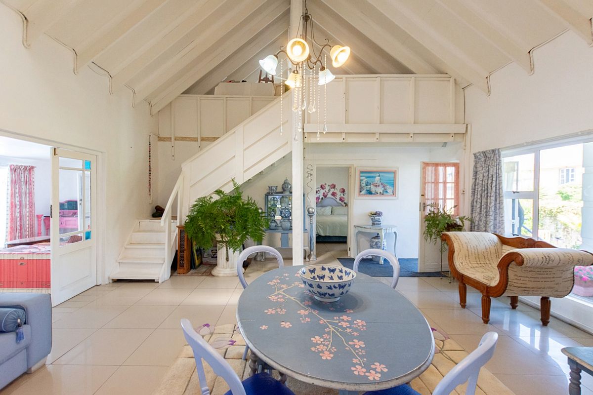 Beautiful West Coast Living in Port Owen - Photo 2