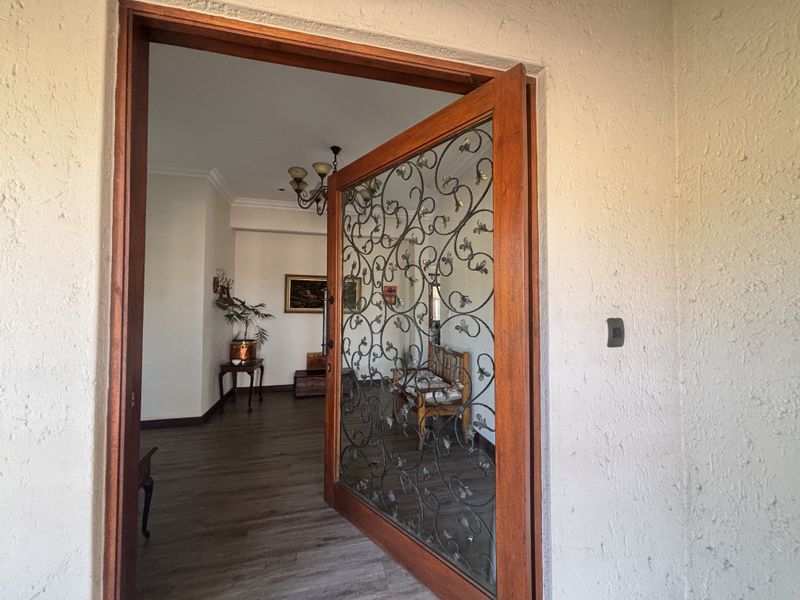 Quiet Living - Photo 3