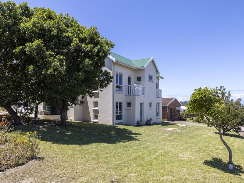 Coastal Elegance with Ocean and River Views, Kleinemonde Gem - Photo 6