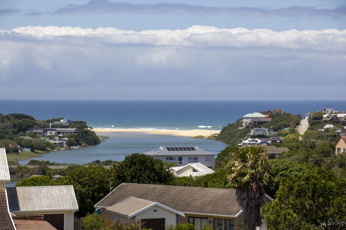 Coastal Elegance with Ocean and River Views, Kleinemonde Gem - Photo 2