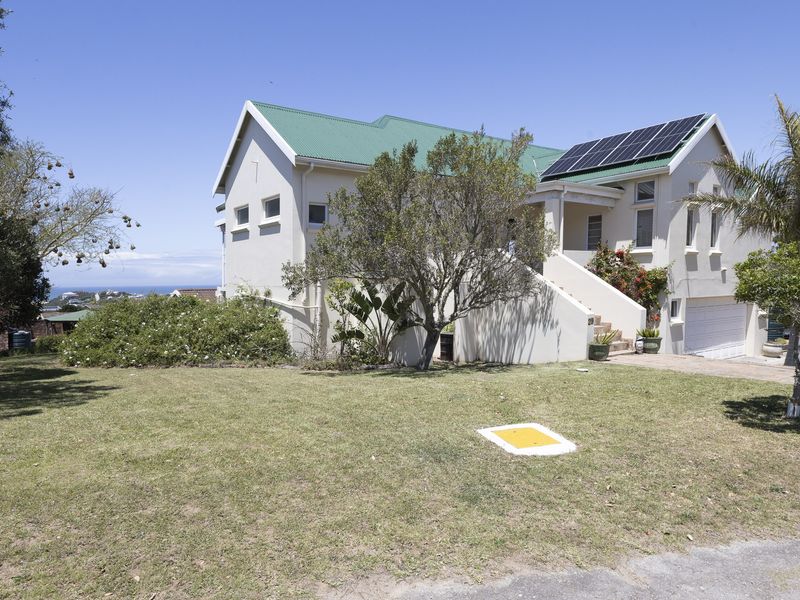 Coastal Elegance with Ocean and River Views, Kleinemonde Gem - Photo 4