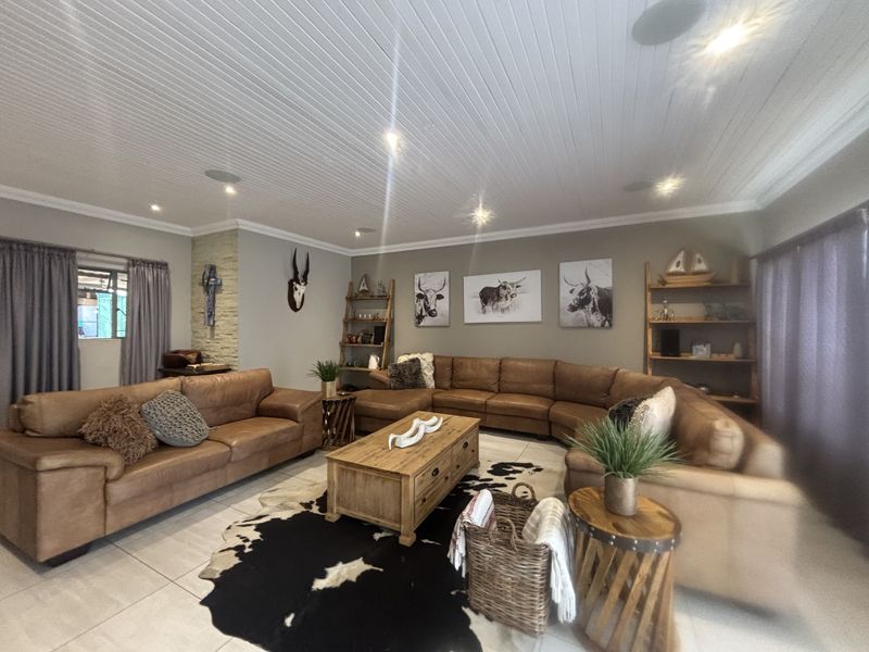 Turnkey Family Home - Photo 6