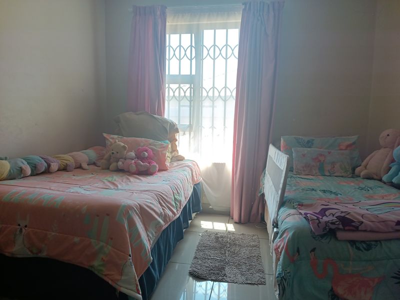 "Your Dream Home Awaits!!! - Photo 4