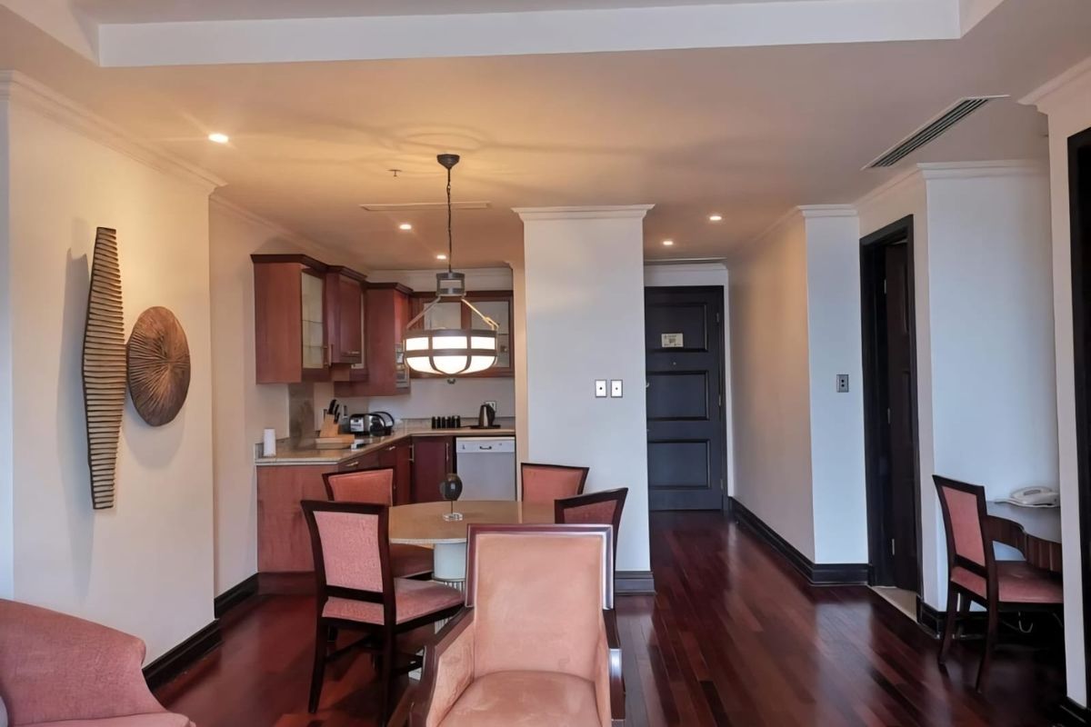 Live , Invest and Thrive in SANDTON! - Photo 2