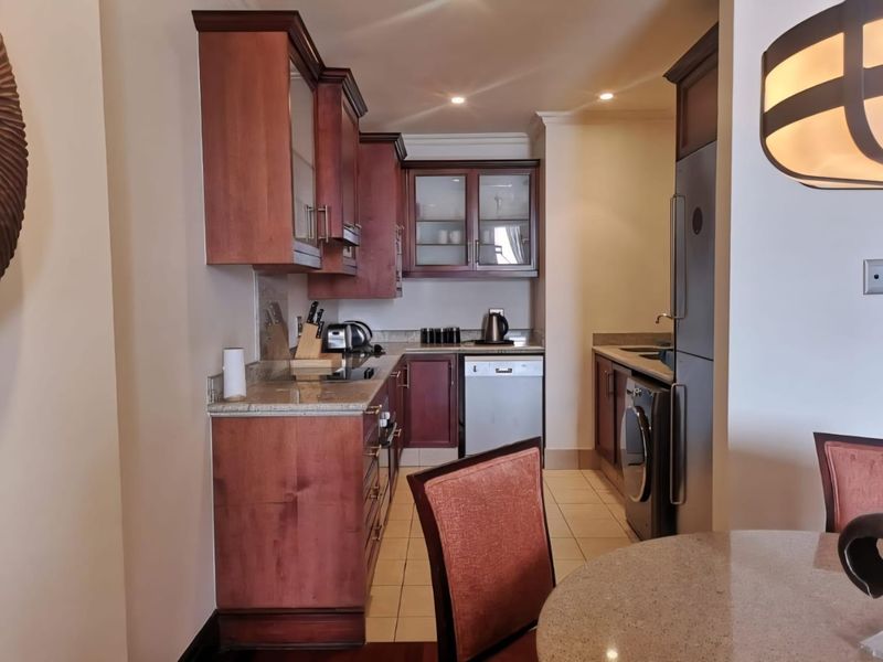 Live , Invest and Thrive in SANDTON! - Photo 3