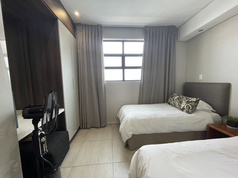 Luxury and Lifestyle - Photo 9