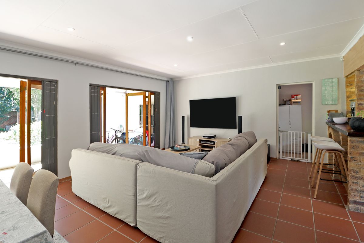 Four Bedroomed Family Home in Sought After Paulshof - Photo 4