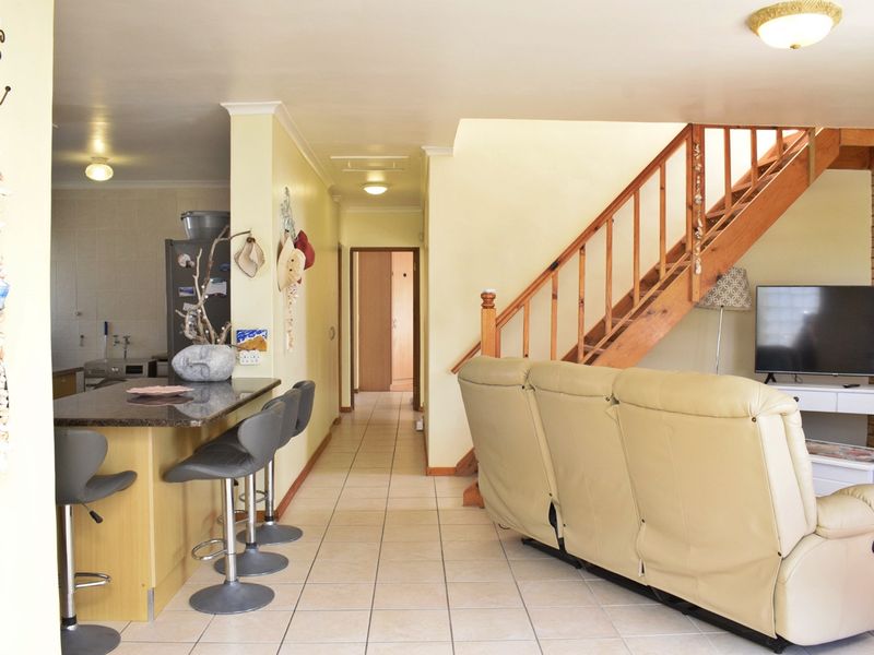 Face Brick Home with Sea Views - Photo 6