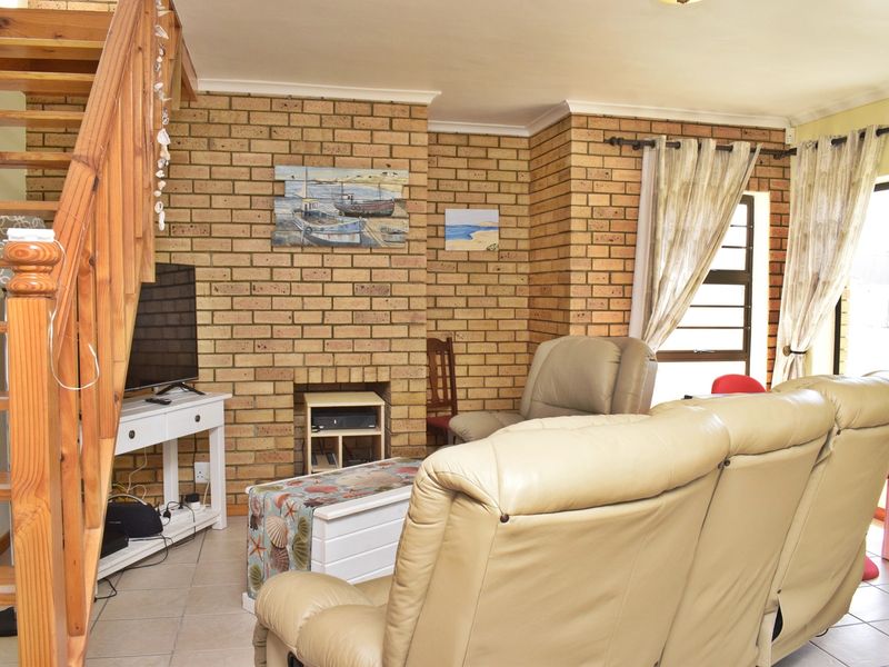 Face Brick Home with Sea Views - Photo 10