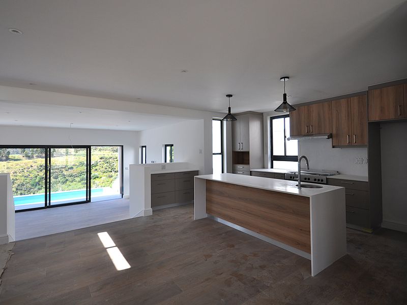Inviting Double-story home in La Roche – your dream property awaits! - Photo 4