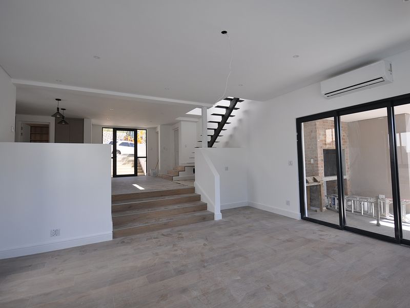 Inviting Double-story home in La Roche – your dream property awaits! - Photo 9