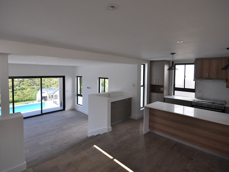 Inviting Double-story home in La Roche – your dream property awaits! - Photo 5
