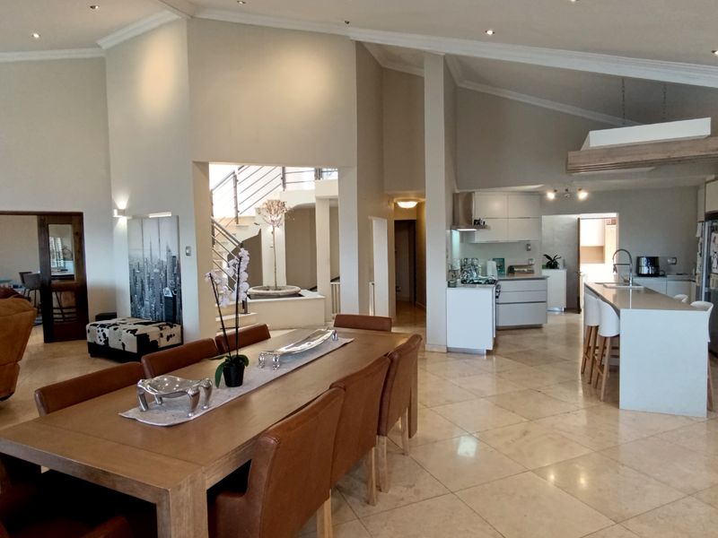 Stylish Multi Level Home with Breathtaking Views of the Moot - Photo 3
