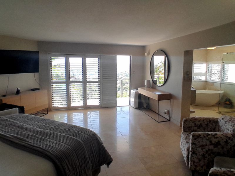 Stylish Multi Level Home with Breathtaking Views of the Moot - Photo 10