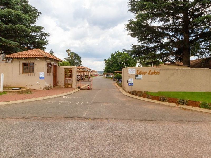 Bargain Rental in Silver Lakes – Spacious 54sqm Ground Floor Apartment - Photo 2