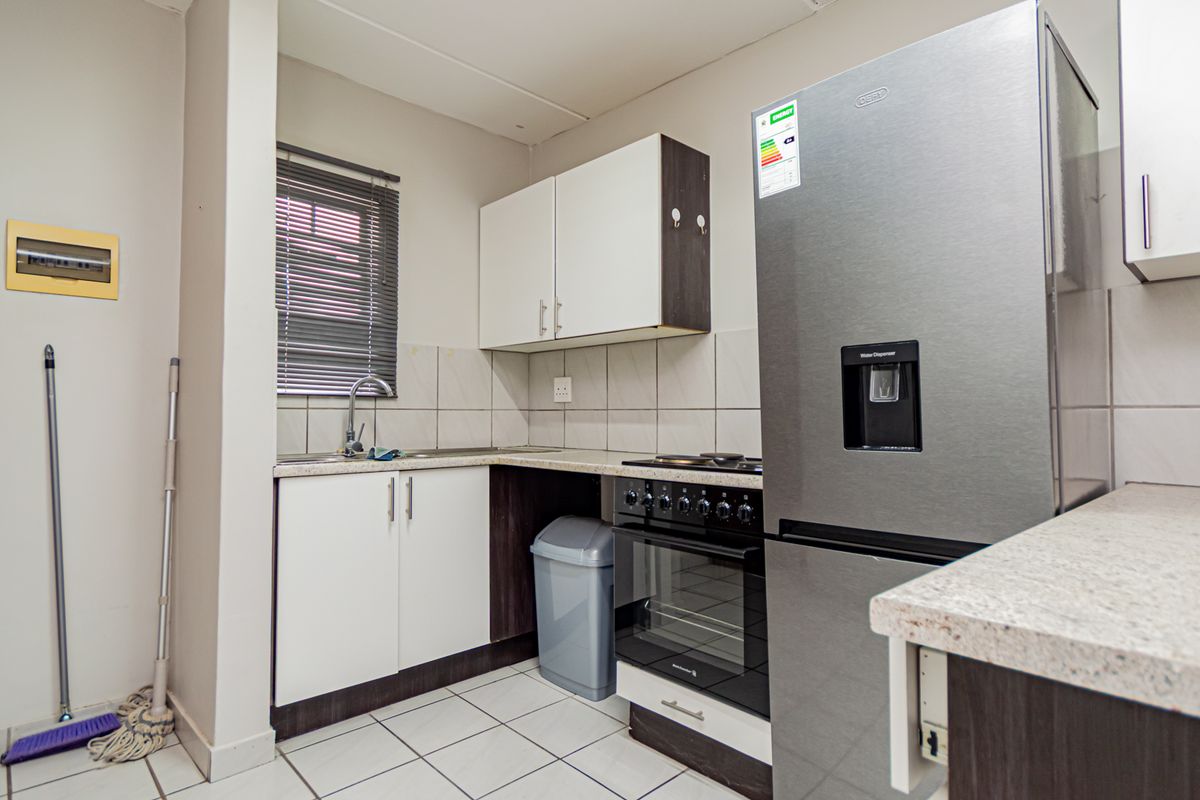 Secure estate livng in Amberfield, Rooihuiskraal North - Photo 4