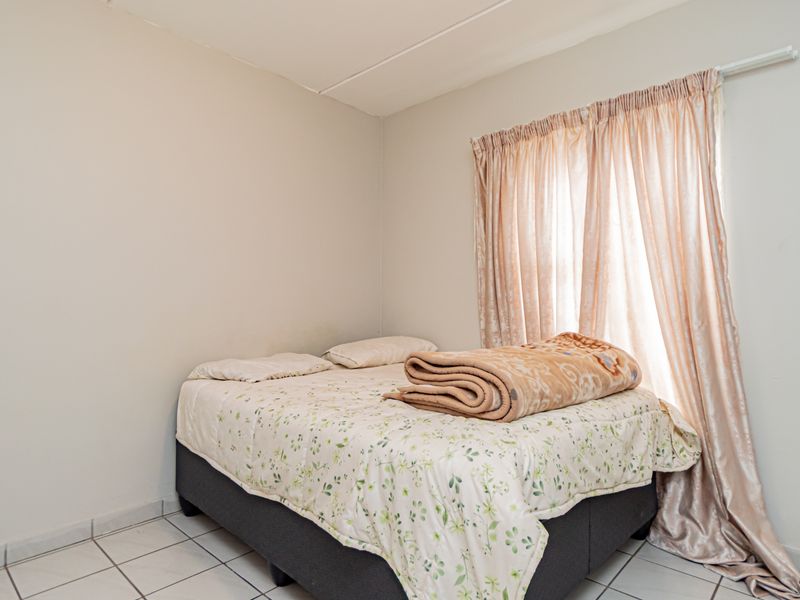 Secure estate livng in Amberfield, Rooihuiskraal North - Photo 8