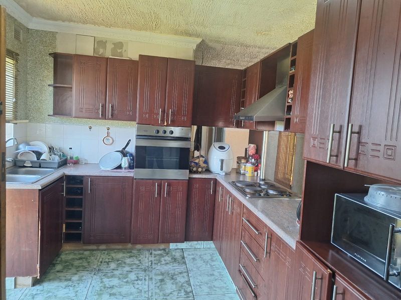 Ideal Starter Home for First Time Buyers - Photo 6