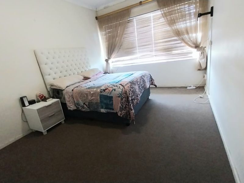 2 Bedroom Apartment in  Windermere Court - Photo 2