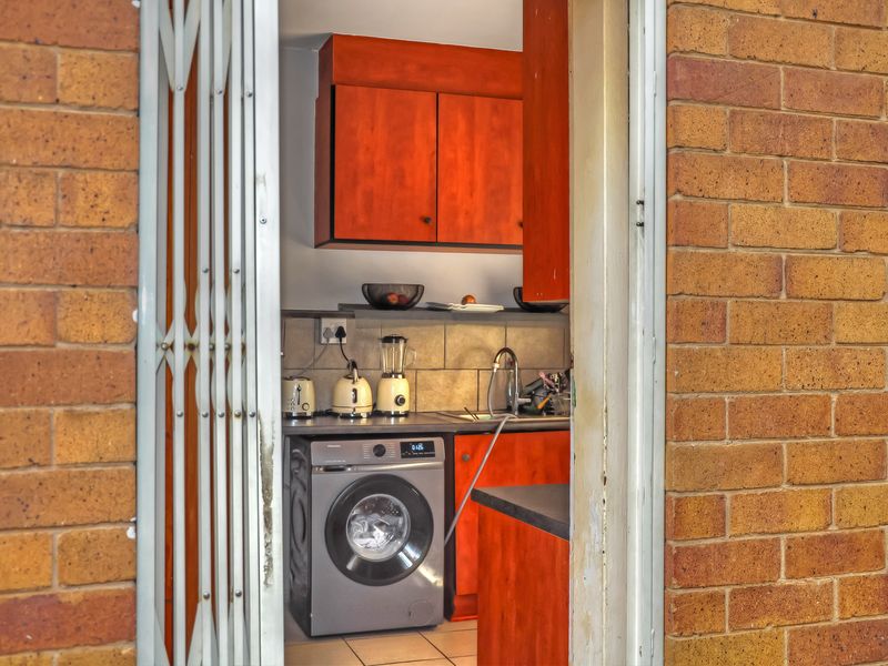 Charming 2 Bedroom Townhouse in Secure Estate – Primrose Hill - Photo 7