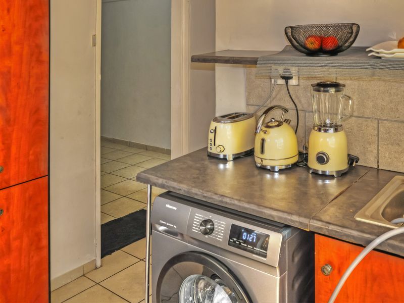 Charming 2 Bedroom Townhouse in Secure Estate – Primrose Hill - Photo 8