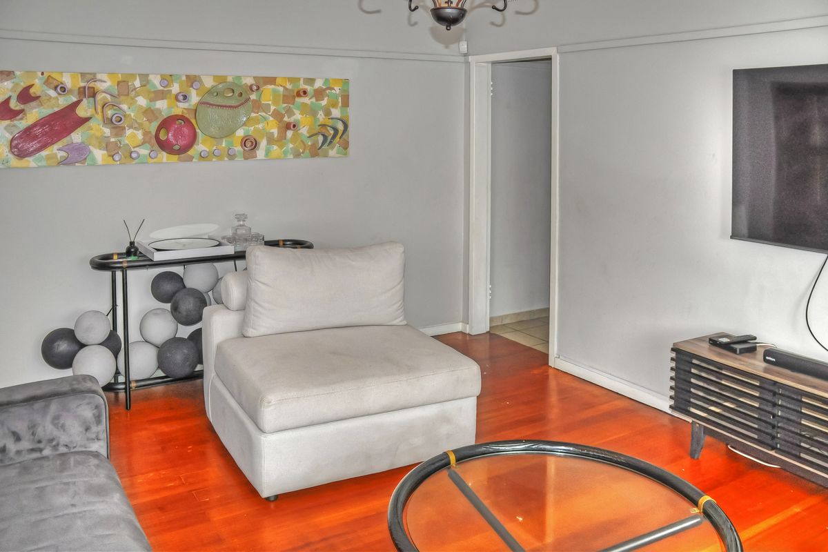 Charming 2 Bedroom Townhouse in Secure Estate – Primrose Hill - Photo 4