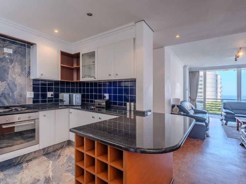 Stylish 2 Bedroom Apartment with Sea Views - Photo 9