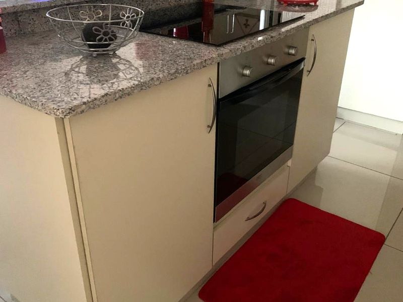 Three Bedroom Townhouse for Sale in Arboretum - Photo 5