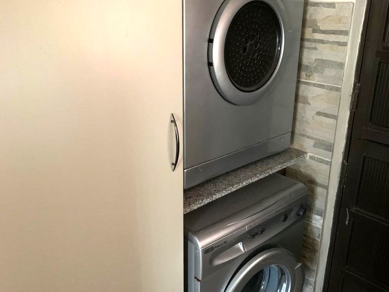 Three Bedroom Townhouse for Sale in Arboretum - Photo 7