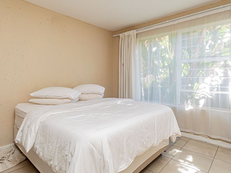 Modern Ground Floor Living – Ideal Lock-Up-and-Go in Central Randburg! - Photo 8