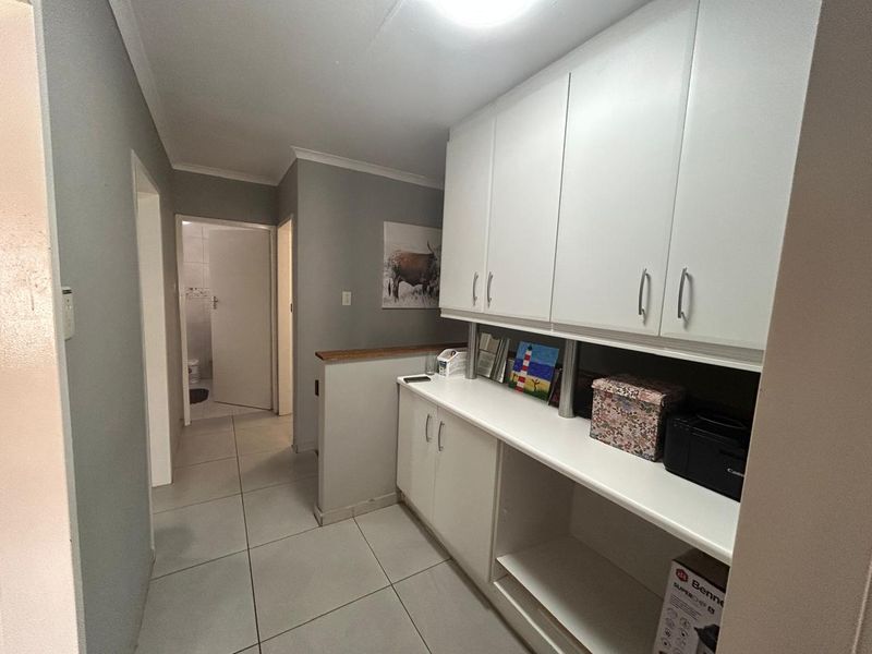 Spacious, Newly Renovated 3-Bedroom Duplex Townhouse in Halfway Gardens, Midrand - Photo 8