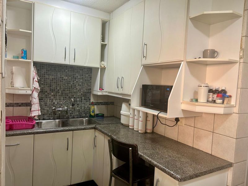 Spacious, Newly Renovated 3-Bedroom Duplex Townhouse in Halfway Gardens, Midrand - Photo 4