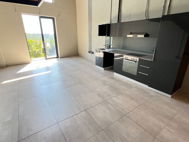 Dynamic Loft Apartment to Rent - Photo 8