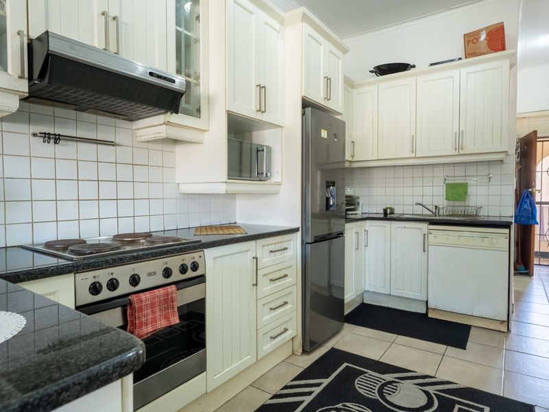 2-Bedroom Apartment for Sale in Warner Beach - Photo 4