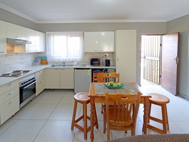 Modern Duplex in the sought after Summerset Hill - Blue Hills - Photo 2