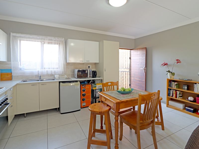 Modern Duplex in the sought after Summerset Hill - Blue Hills - Photo 8