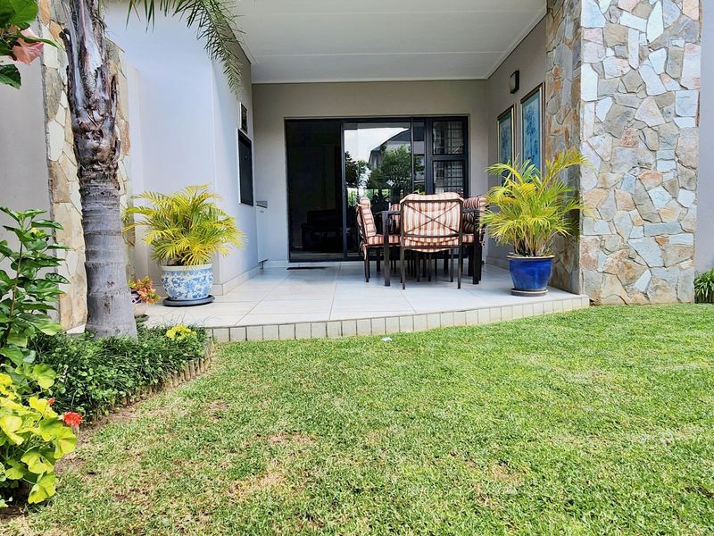 PERFECTLY POSITIONED Waterfall, Polofields ground-floor home offers comfort, style and tranquillity - Photo 7