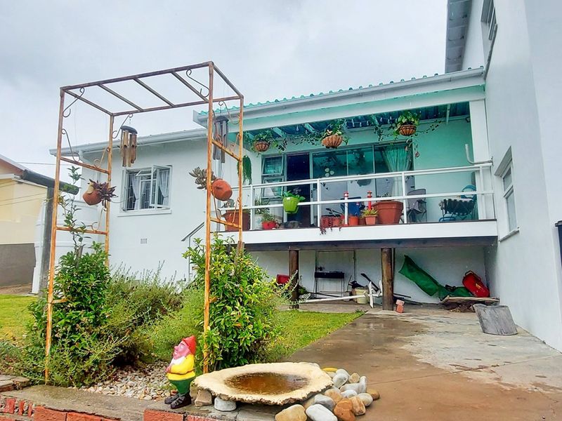 Excellent Investment Opportunity in the Heart of Struisbaai! - Photo 4