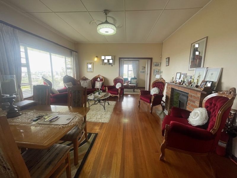 Spacious Family Gem Near Hudson Park! - Photo 5