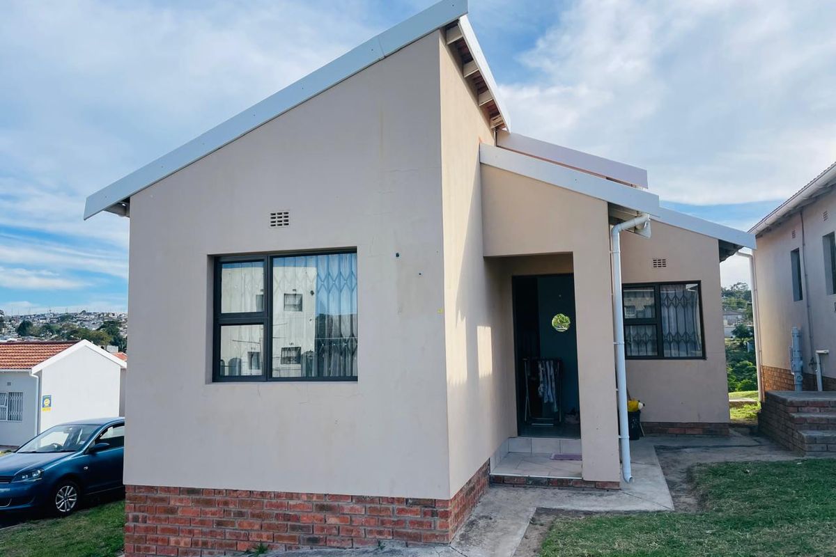 Modern 3-Bedroom Home in Secure Amalinda Estate - Photo 3