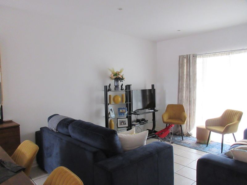 2 Bedroom Townhouse on the West Bank of Port Alfred - Photo 4