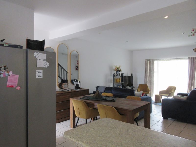 2 Bedroom Townhouse on the West Bank of Port Alfred - Photo 10