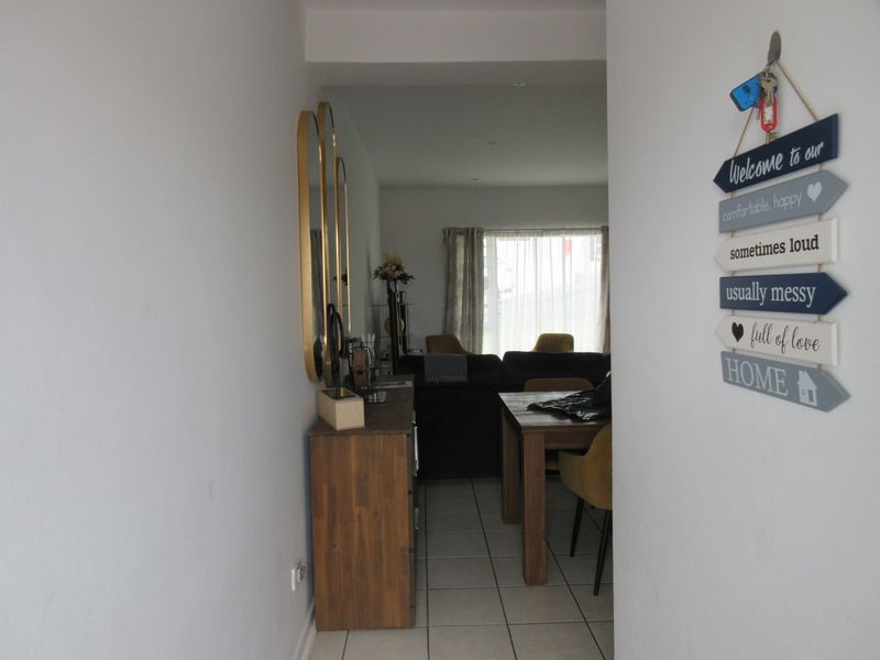 2 Bedroom Townhouse on the West Bank of Port Alfred - Photo 3