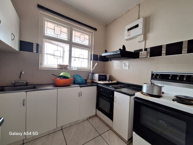 First Time Buyer or Investor - Photo 2