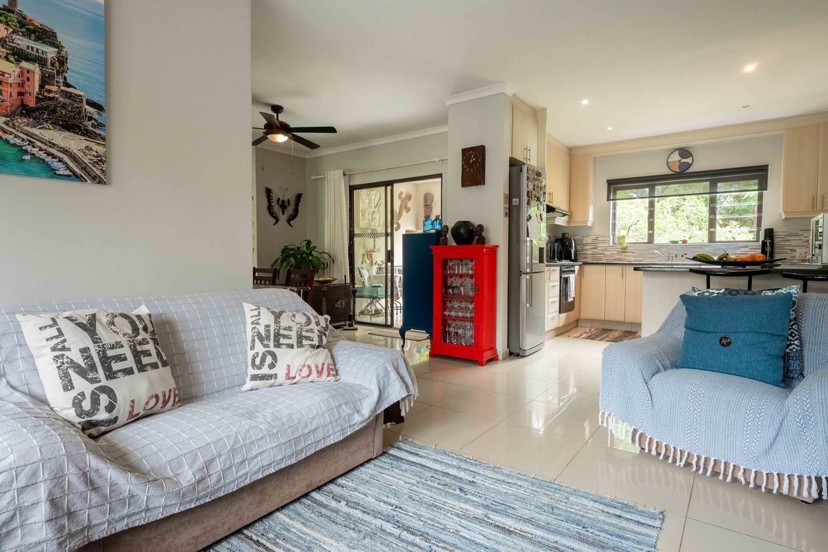 Serene, safe and secure on a Golf Estate - Photo 3