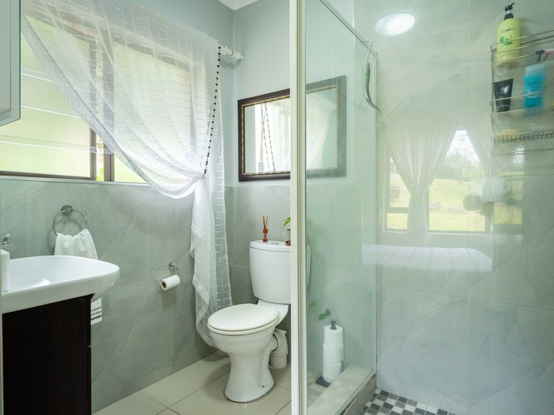 Serene, safe and secure on a Golf Estate - Photo 10