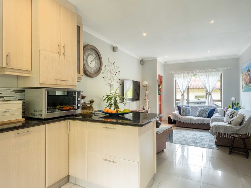 Serene, safe and secure on a Golf Estate - Photo 6