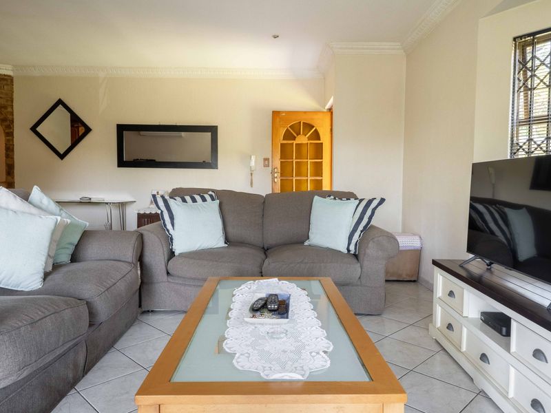Home Sweet Home — Your Ideal Toti Home Awaits! - Photo 2